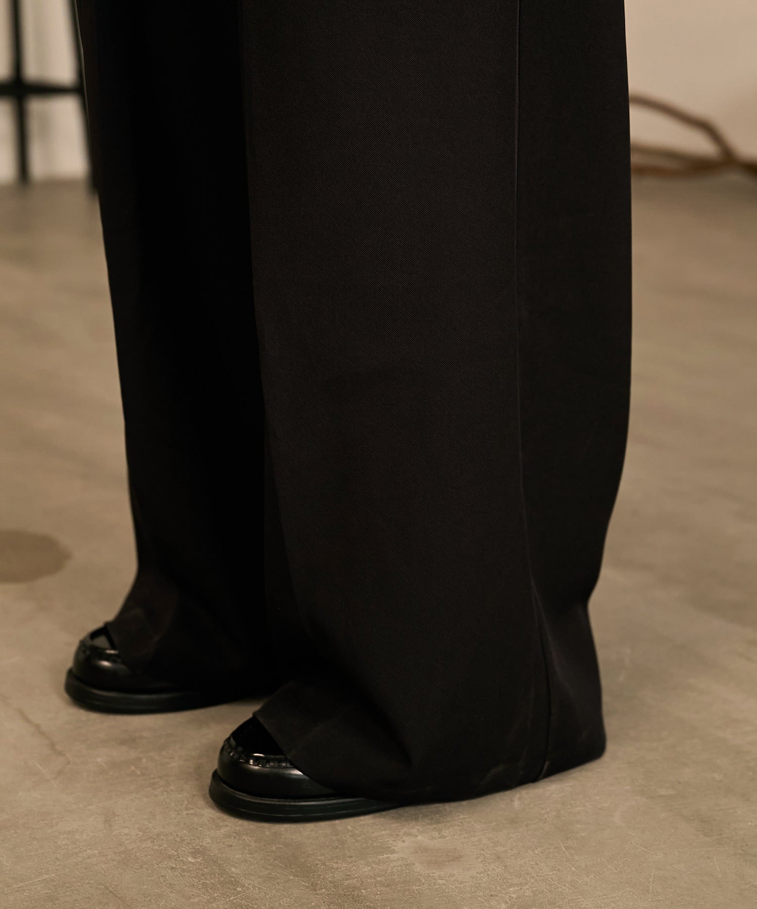 Riveted Baggy Slacks （Black）