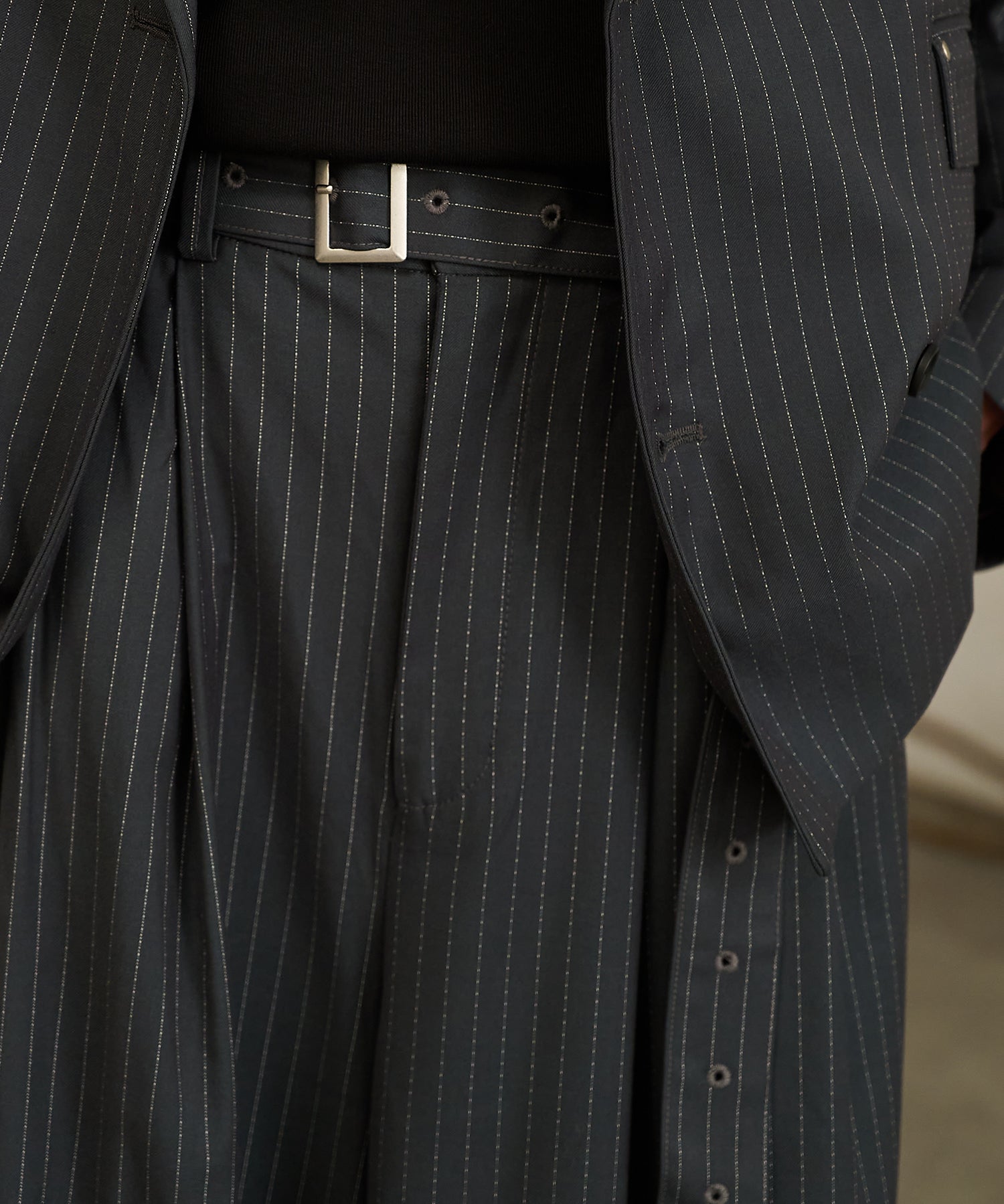 Striped Belted Baggy Slacks （Gray）