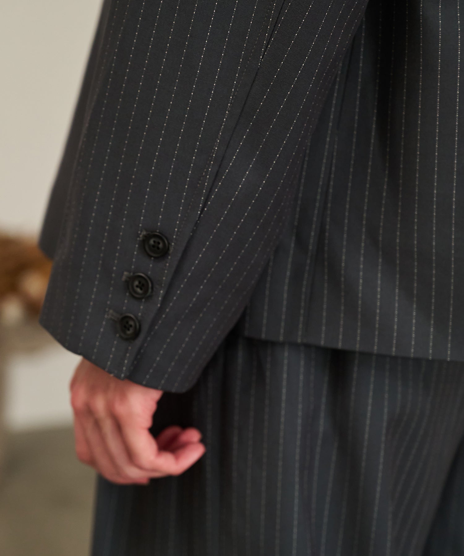 Striped Double-Breasted Jacket （Gray）