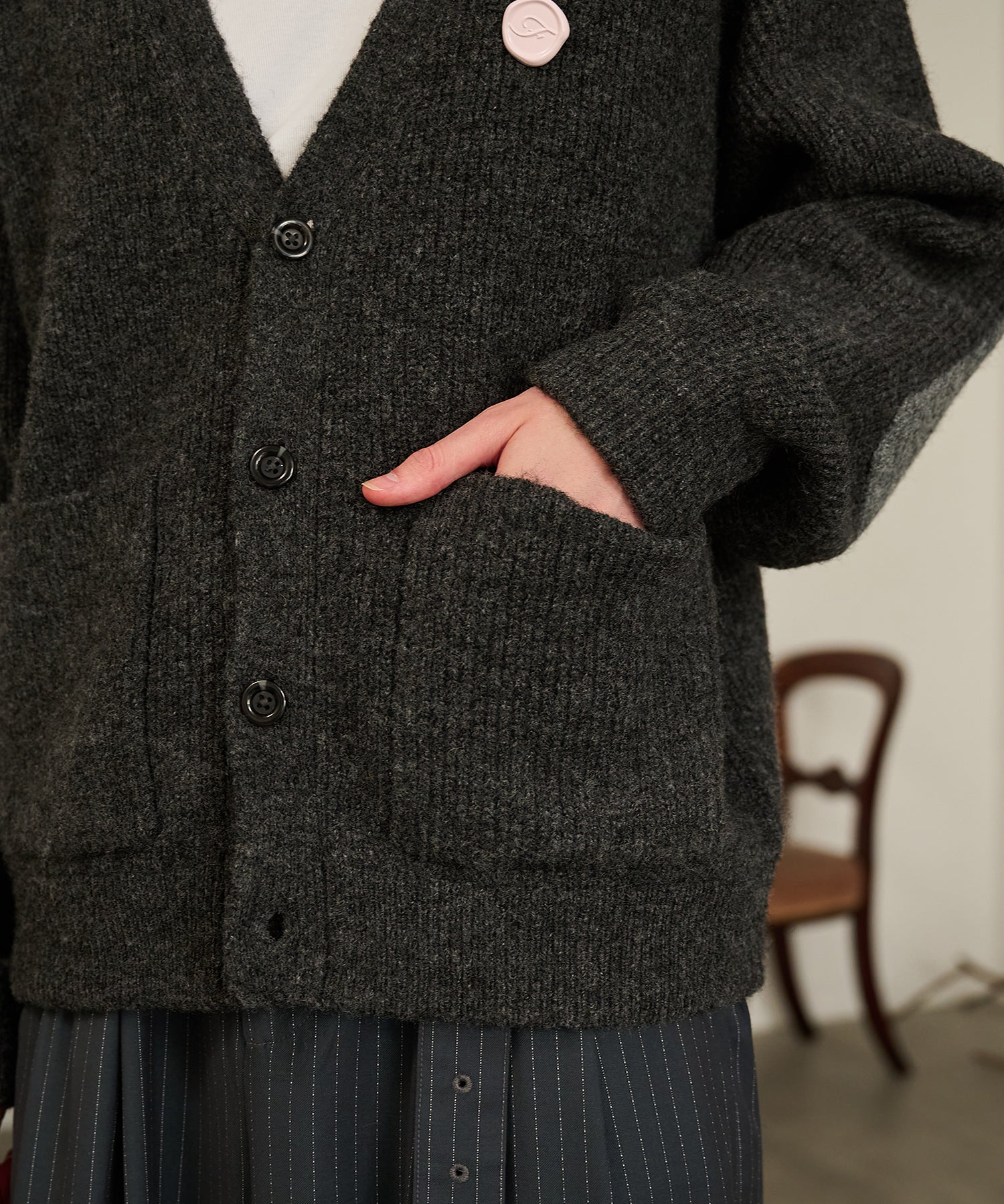 Contrast Elbow Patch Cardigan (Gray)