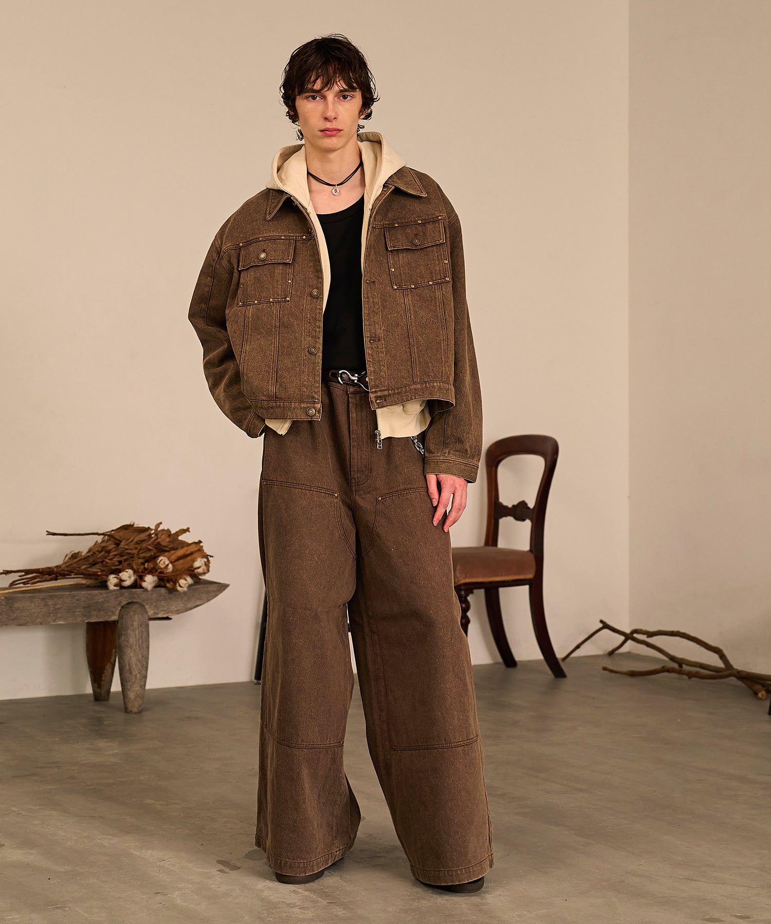 Studded Washed Denim Jacket （Brown)