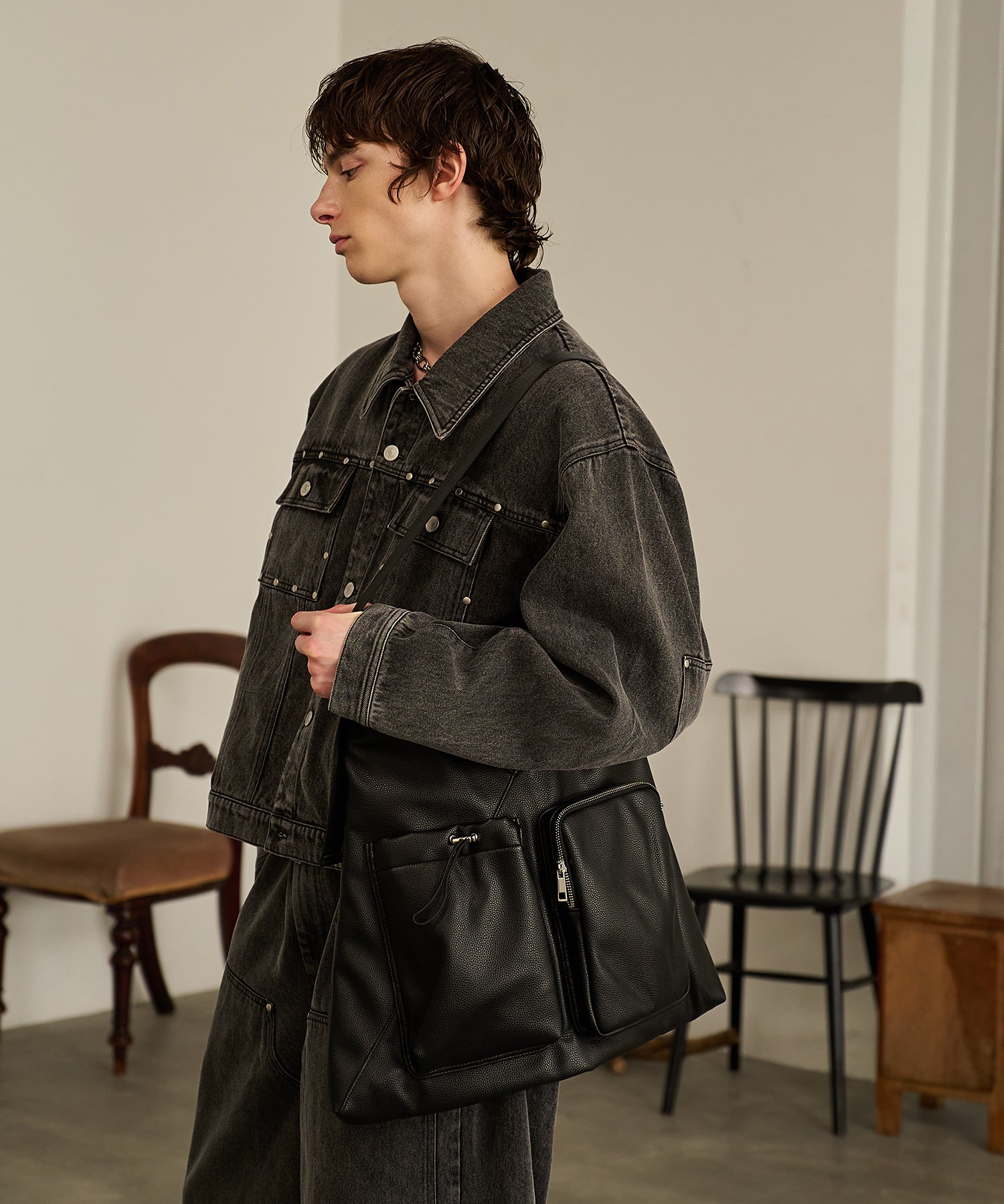 2-way Leather Shoulder Bag（Black）