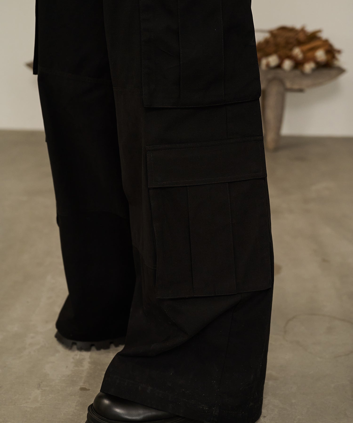 Double Pocket Cargo Pants (Black)