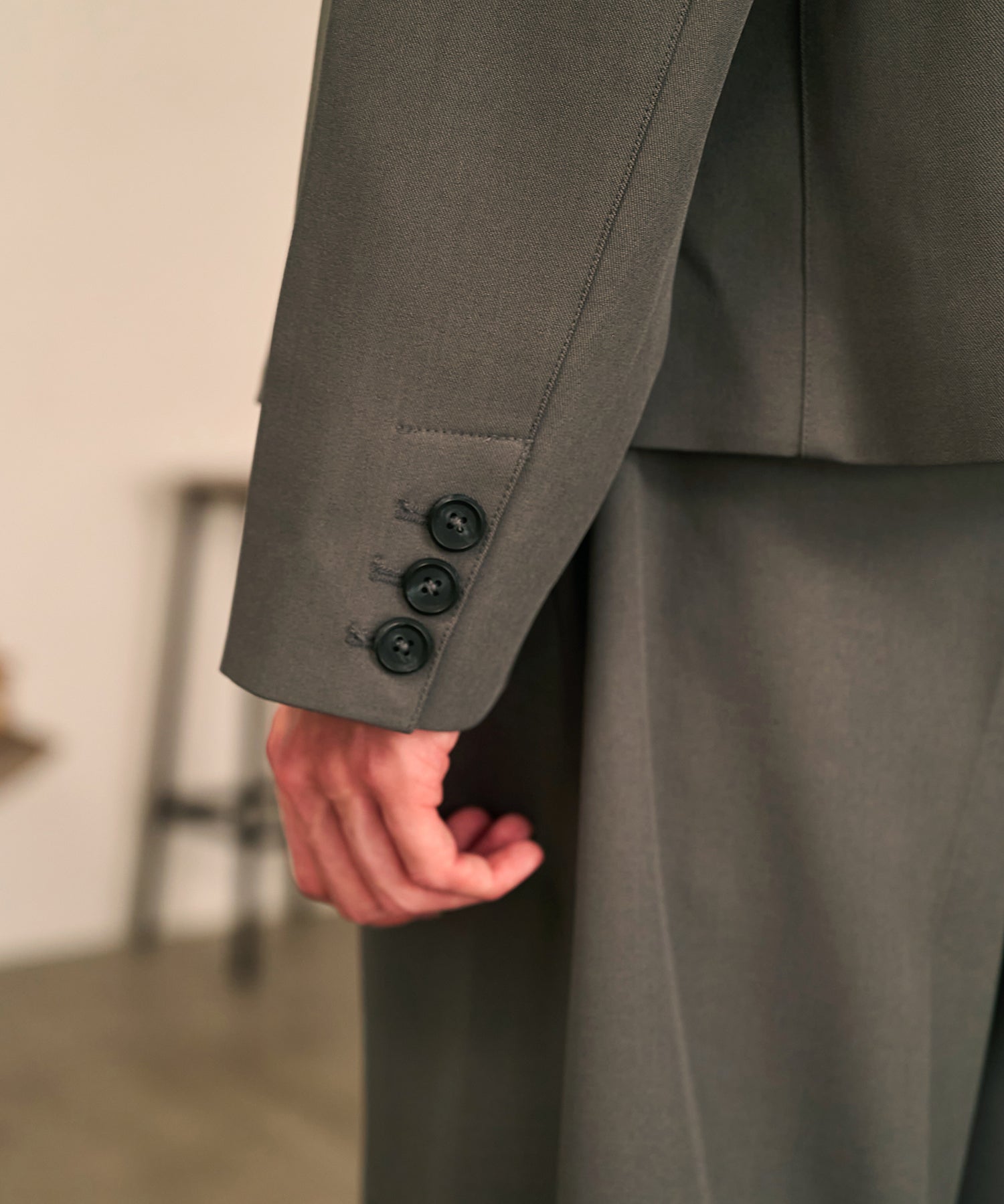 Riveted Single Short Jacket （Gray）