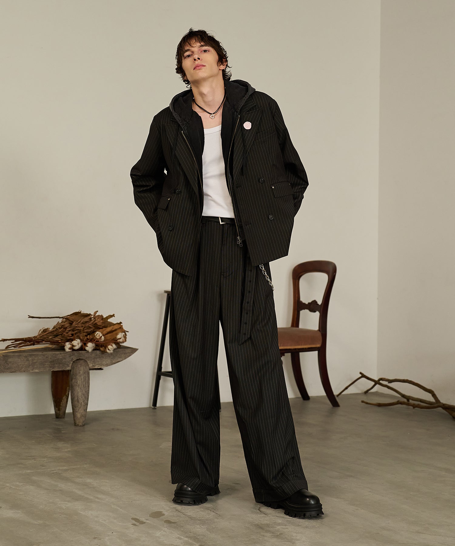 Striped Belted Baggy Slacks （Black）