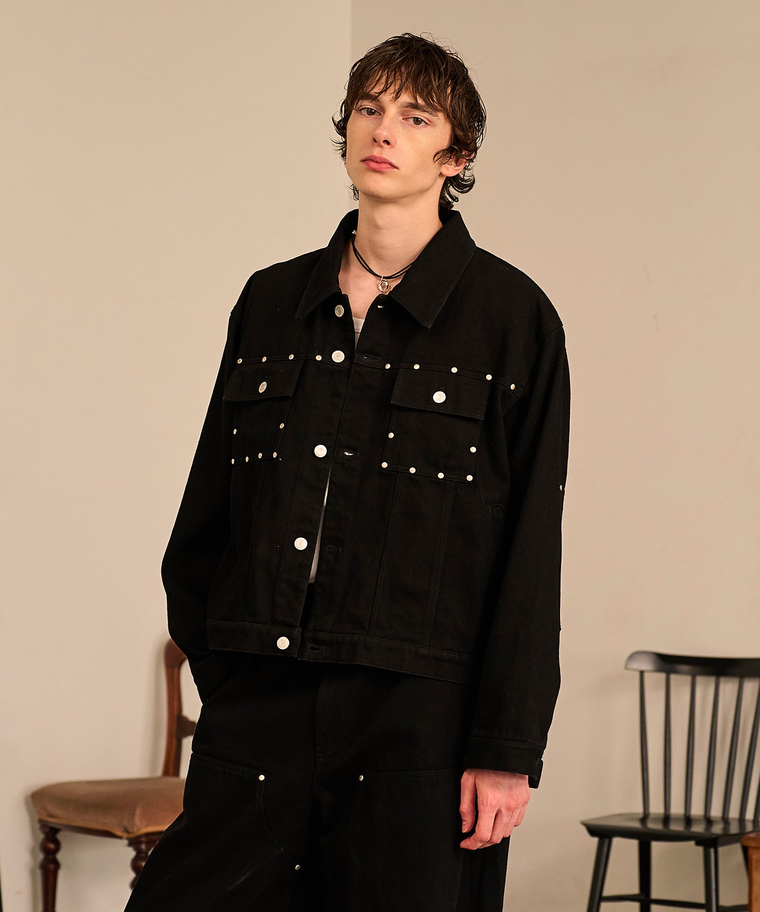 Studded Washed Denim Jacket （Black)