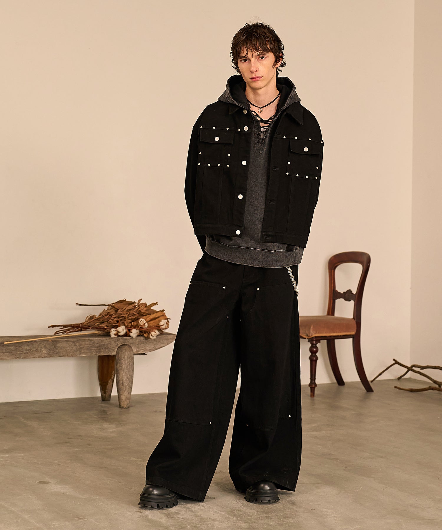 Studded Double Knee Baggy Pants（Black）