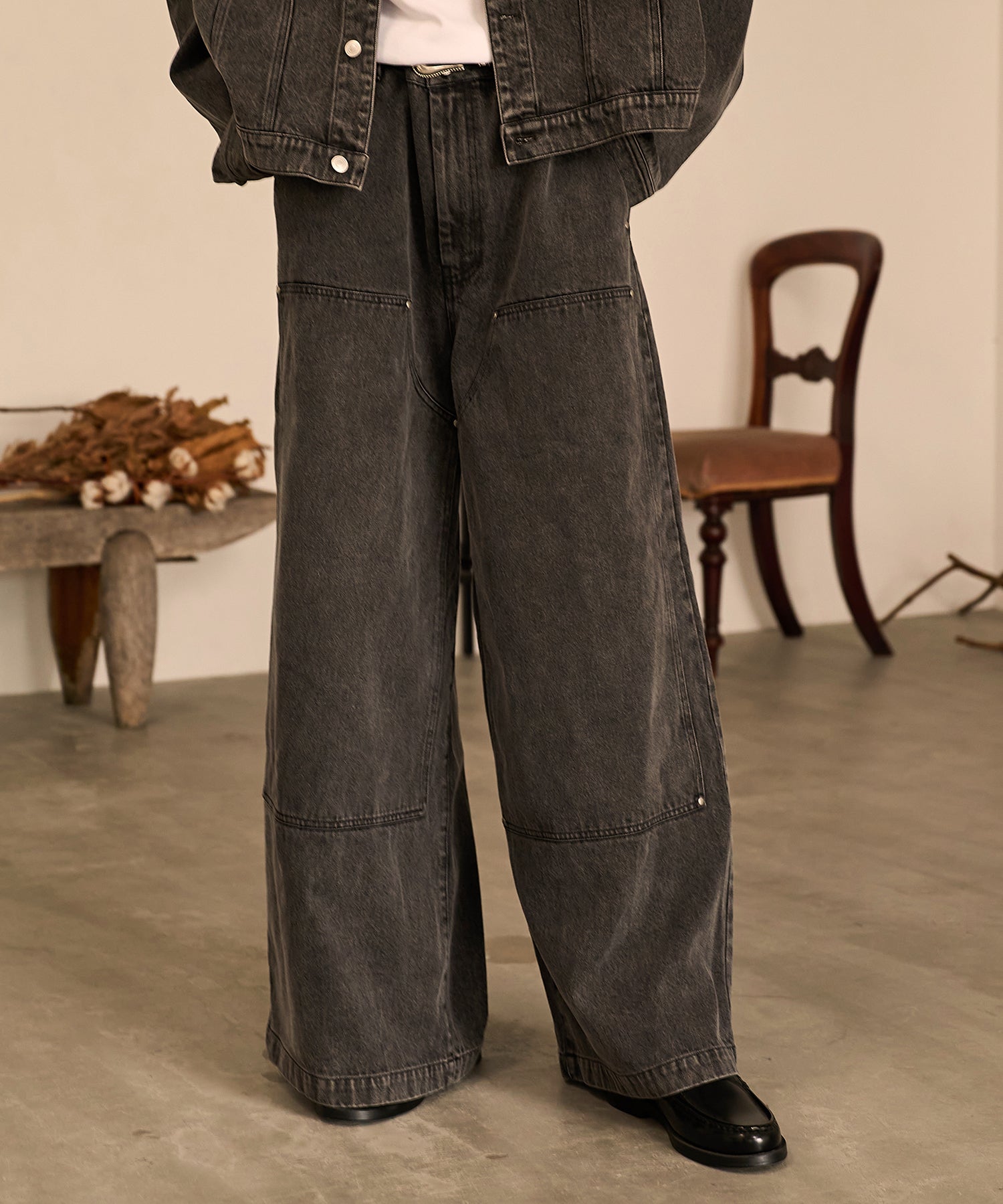 Studded Double Knee Baggy Pants（Gray)